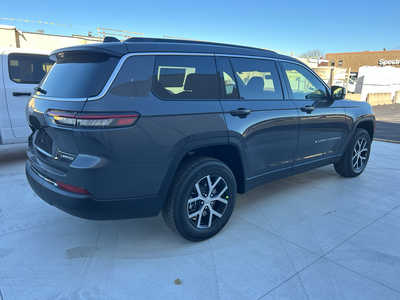 2025 Jeep Grand Cherokee L, $46605. Photo 8