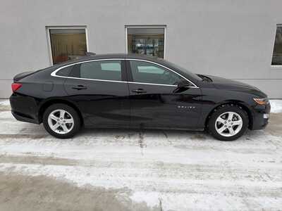 2024 Chevrolet Malibu, $18250. Photo 7