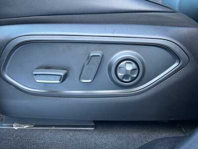 2025 Jeep Grand Cherokee L, $52330. Photo 11