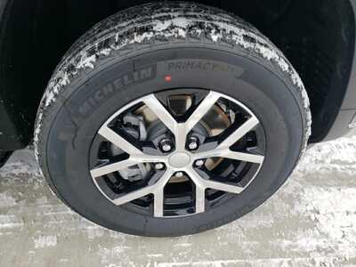 2025 Jeep Grand Cherokee L, $46605. Photo 8