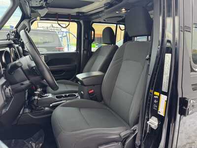 2020 Jeep Wrangler Unlimited, $25490. Photo 6