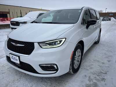 2026 Chrysler Pacifica, $40365. Photo 3