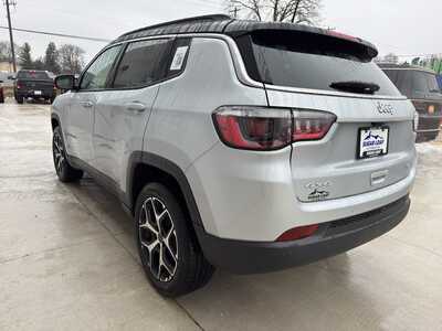 2026 Jeep Compass, $33480. Photo 4