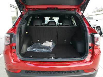 2026 Jeep Compass, $32885. Photo 6