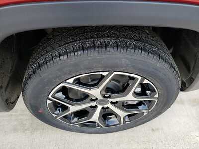 2026 Jeep Compass, $32885. Photo 9