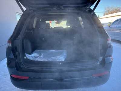 2025 Jeep Grand Cherokee, $41475. Photo 6