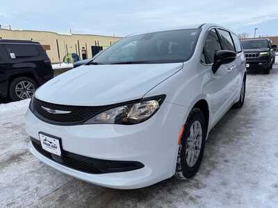 2026 Chrysler Voyager, $38765. Photo 3