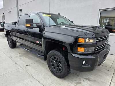 2017 Chevrolet 2500 Crew Cab, $33990. Photo 1
