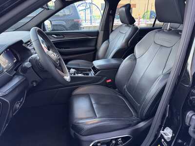 2024 Jeep Grand Cherokee L, $43850. Photo 10