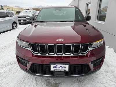 2025 Jeep Grand Cherokee, $40915. Photo 2