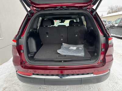 2025 Jeep Grand Cherokee, $40915. Photo 6