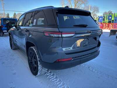 2025 Jeep Grand Cherokee, $50480. Photo 4