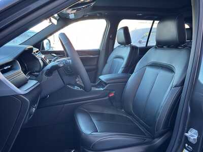 2025 Jeep Grand Cherokee, $50480. Photo 9