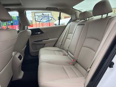 2017 Honda Accord, $16990. Photo 12