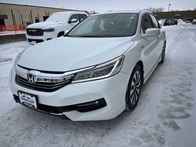 2017 Honda Accord, $16990. Photo 3