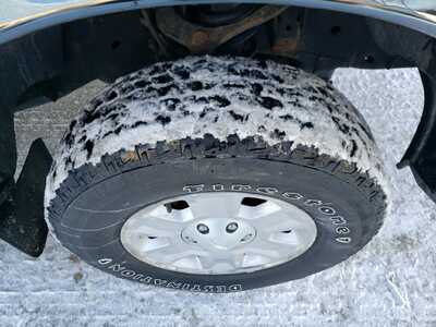 2013 Ford F150 Reg Cab, $9250. Photo 9