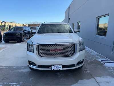 2015 GMC Yukon, $24990. Photo 2