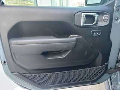 2026 Jeep Wrangler, $50580. Photo 9