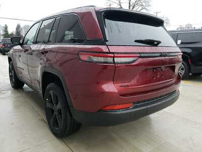 2025 Jeep Grand Cherokee, $46965. Photo 4