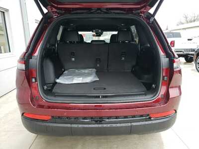 2025 Jeep Grand Cherokee, $46965. Photo 6