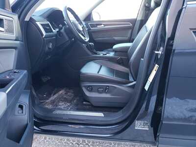 2021 Volkswagen Atlas, $19990. Photo 11