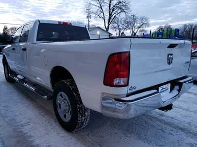 2018 RAM 3500 Crew Cab, $35990. Photo 4