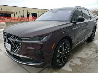 2024 Lincoln Nautilus, $47650. Photo 3