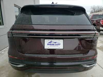 2024 Lincoln Nautilus, $47650. Photo 5