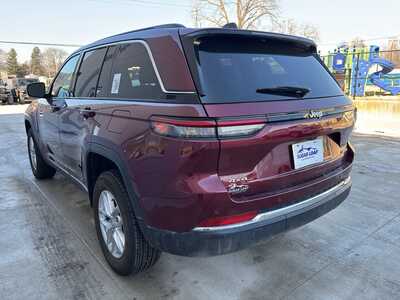 2025 Jeep Grand Cherokee, $32250. Photo 4