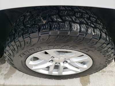 2022 Chevrolet Suburban, $40990. Photo 8