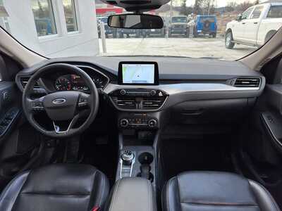 2020 Ford Escape, $15990. Photo 3