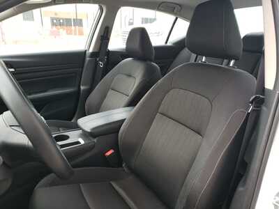 2025 Nissan Altima, $19550. Photo 10