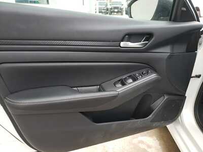 2025 Nissan Altima, $19550. Photo 11