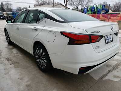 2025 Nissan Altima, $19550. Photo 4