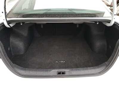 2025 Nissan Altima, $19550. Photo 6