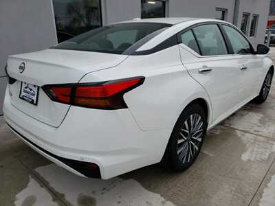 2025 Nissan Altima, $19550. Photo 7