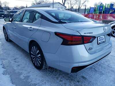 2025 Nissan Altima, $20450. Photo 4