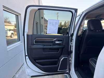 2022 RAM 3500 Crew Cab, $53990. Photo 12