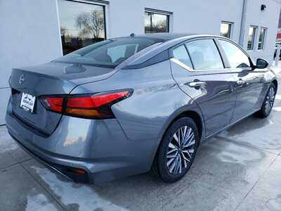 2025 Nissan Altima, $18950. Photo 7