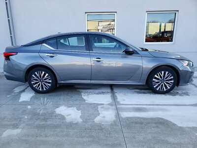 2025 Nissan Altima, $19650. Photo 8