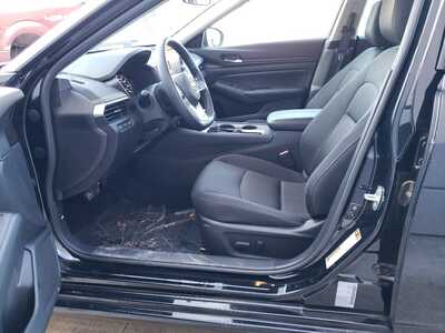 2025 Nissan Altima, $19950. Photo 12