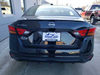 2025 Nissan Altima, $19950. Photo 5