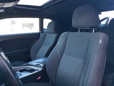 2017 Dodge Challenger, $24990. Photo 10