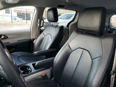 2024 Chrysler Pacifica, $27990. Photo 10