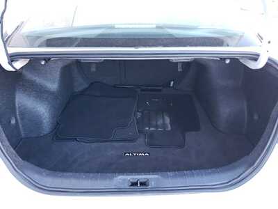 2025 Nissan Altima, $19950. Photo 6