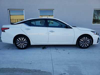 2025 Nissan Altima, $19950. Photo 8