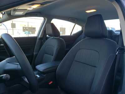 2025 Nissan Altima, $19650. Photo 10