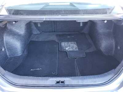 2025 Nissan Altima, $19650. Photo 6