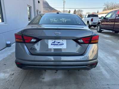 2025 Nissan Altima, $19850. Photo 5
