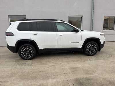 2026 Jeep Cherokee, $44810. Photo 2